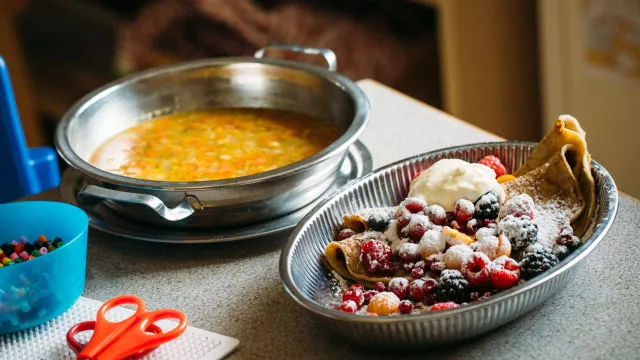 Četrtkova grahova juha in palačinke iz ržene in pirine moke